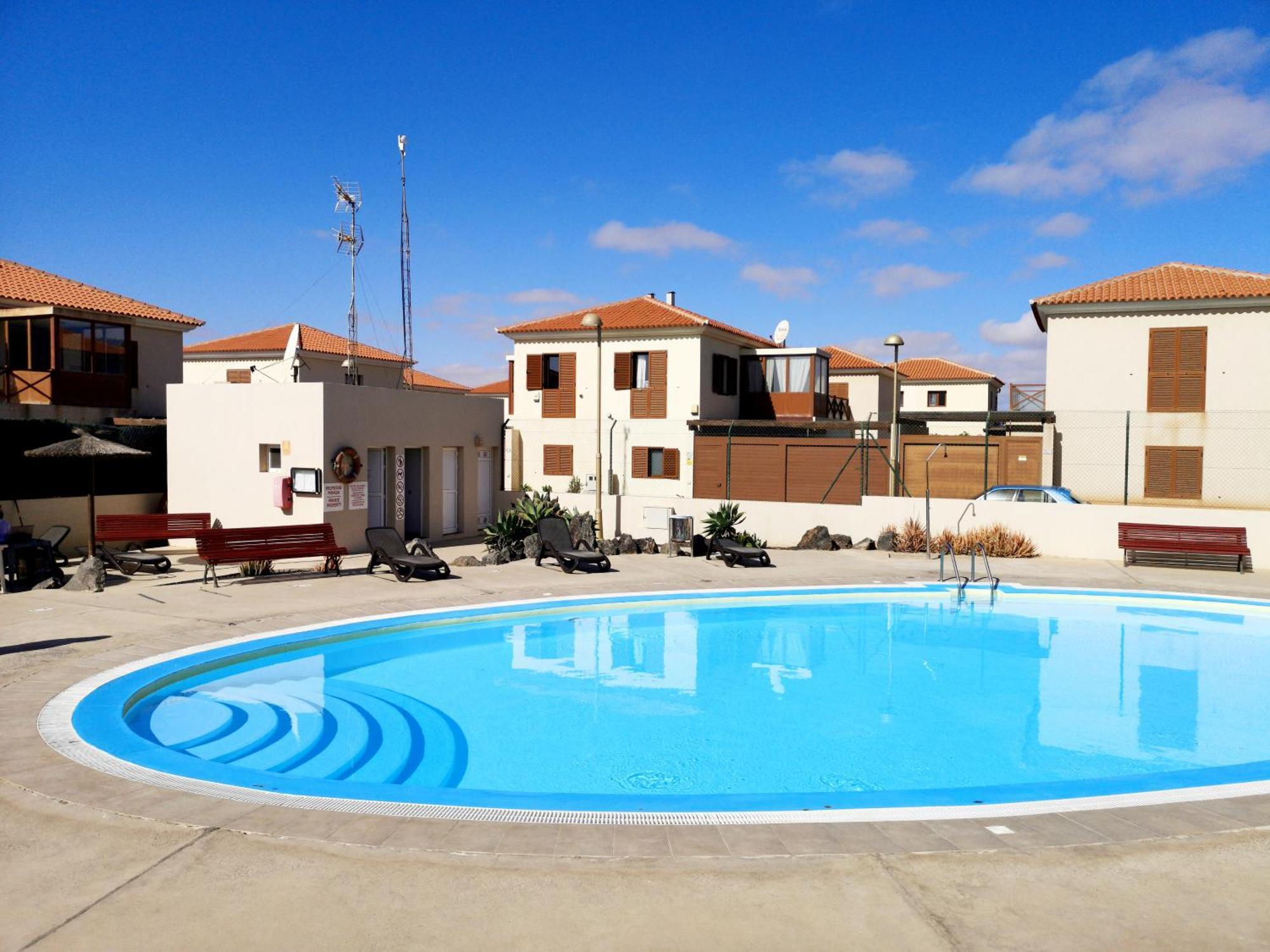 Casa Silencio, Villa With Terrace, Garden And Large Pool Area Corralejo Esterno foto