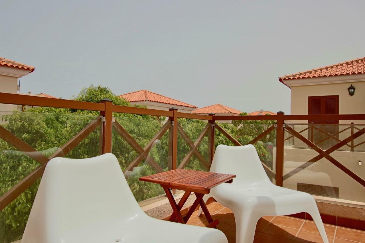 Casa Silencio, Villa With Terrace, Garden And Large Pool Area Corralejo Esterno foto